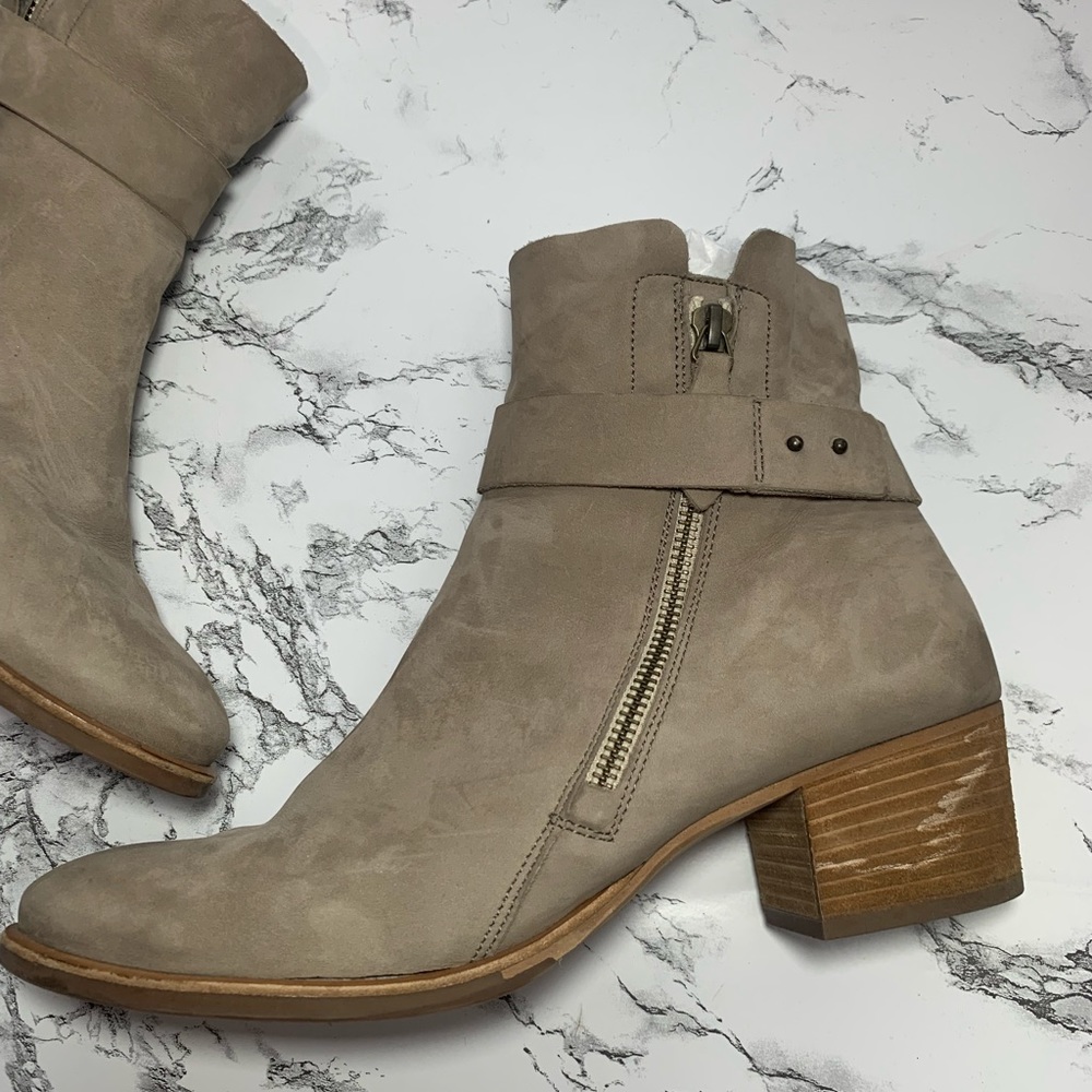 Paul Green taupe soft leather Sheridan heel Bootie - Picture 4 of 11
